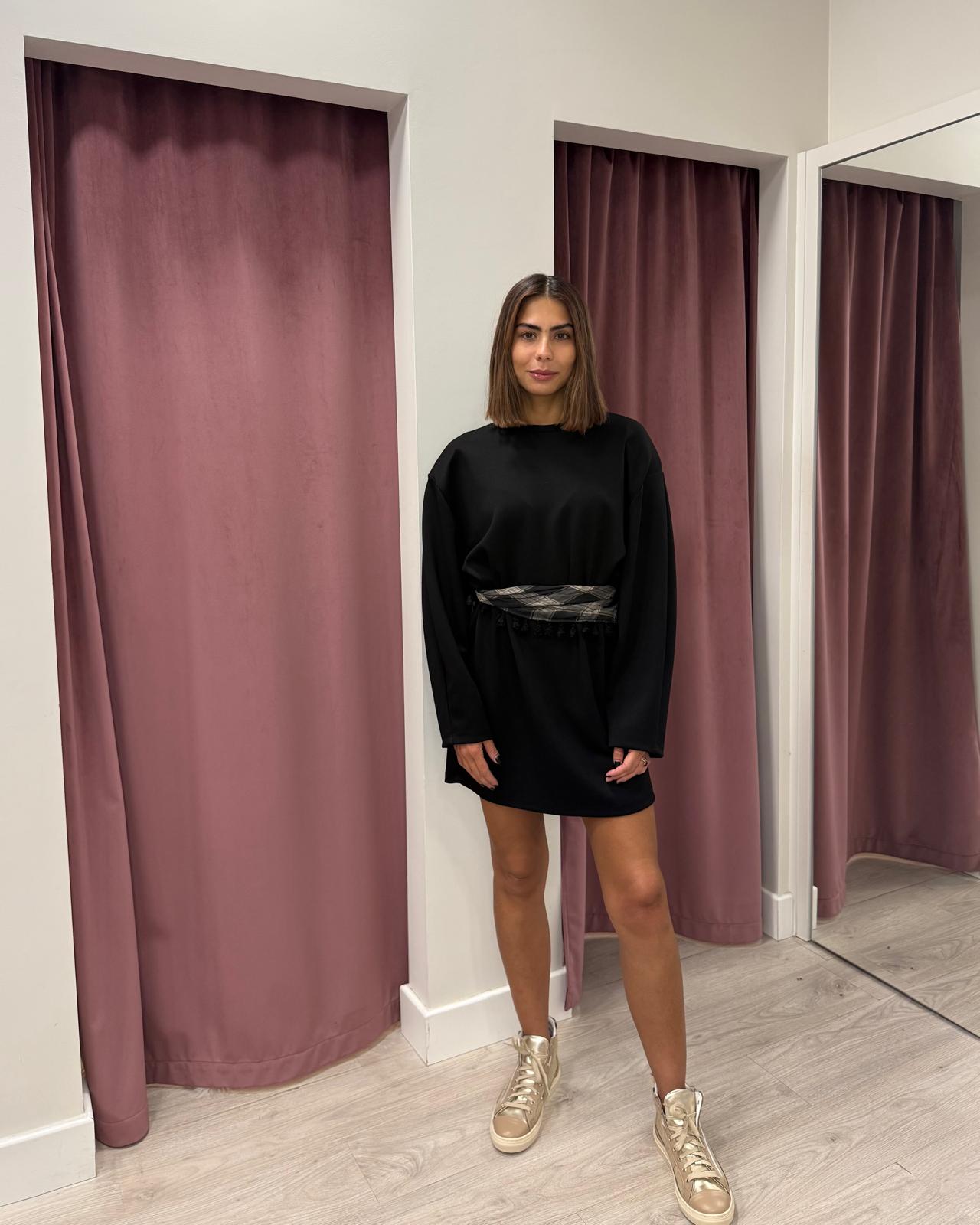 Felpone girocollo con Spalline e Bandana Vita NERO