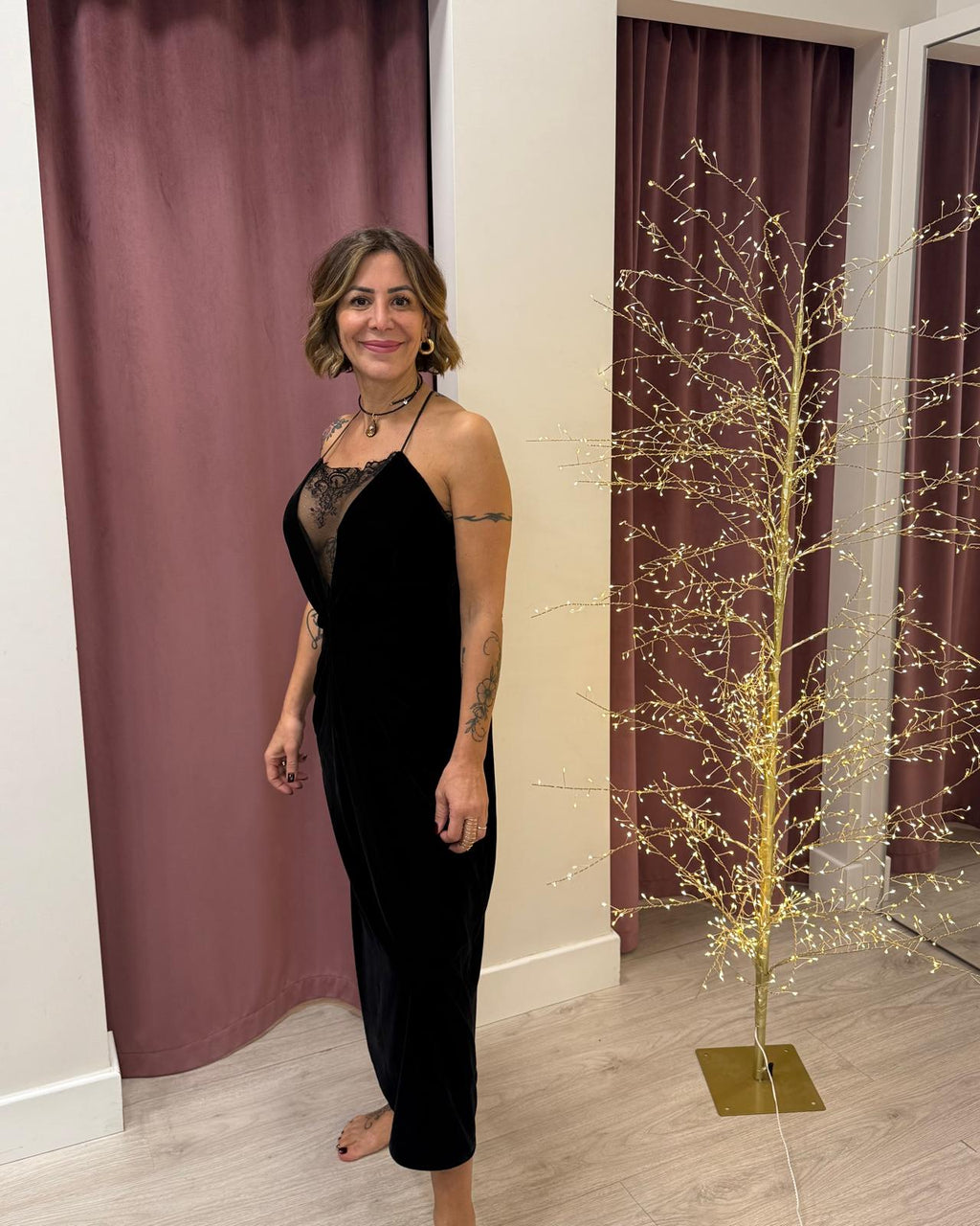 Vicolo-Abito velluto con pizzo - nero TF0400