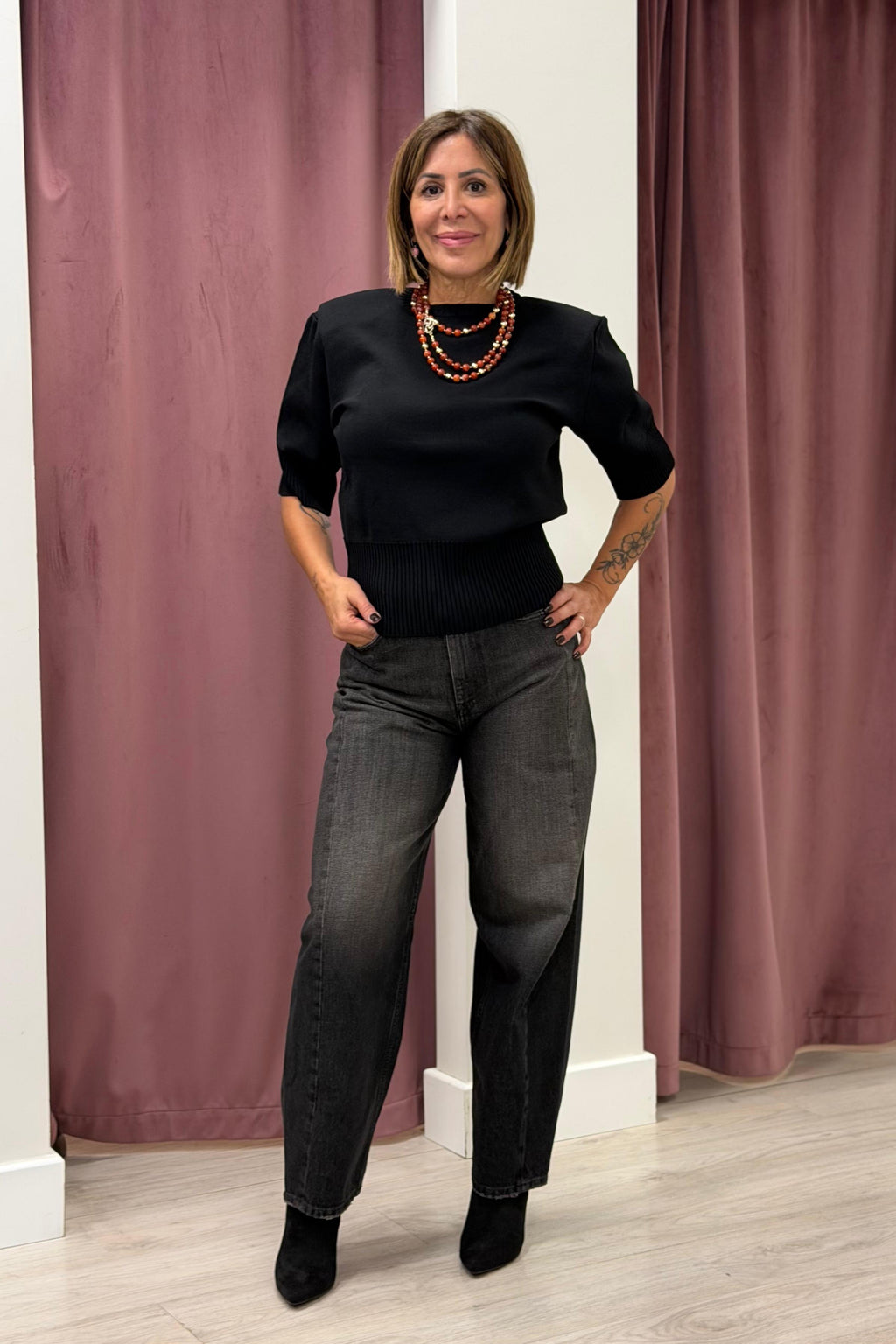 Maglia mezza manica con spalline VICOLO NERA
