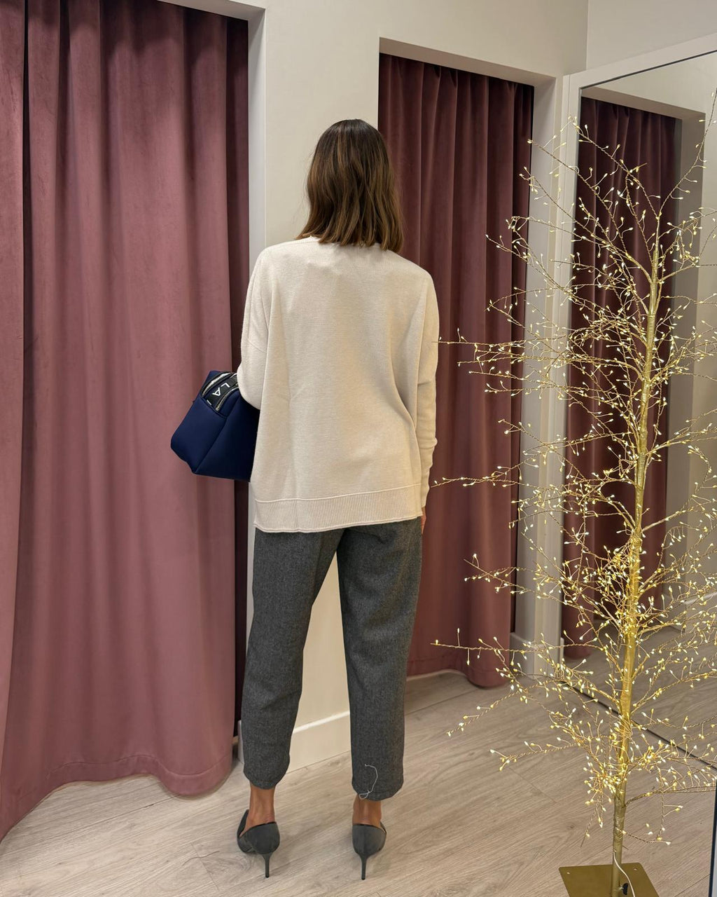 Maglia scollo V ampia MMG-P144 BURRO