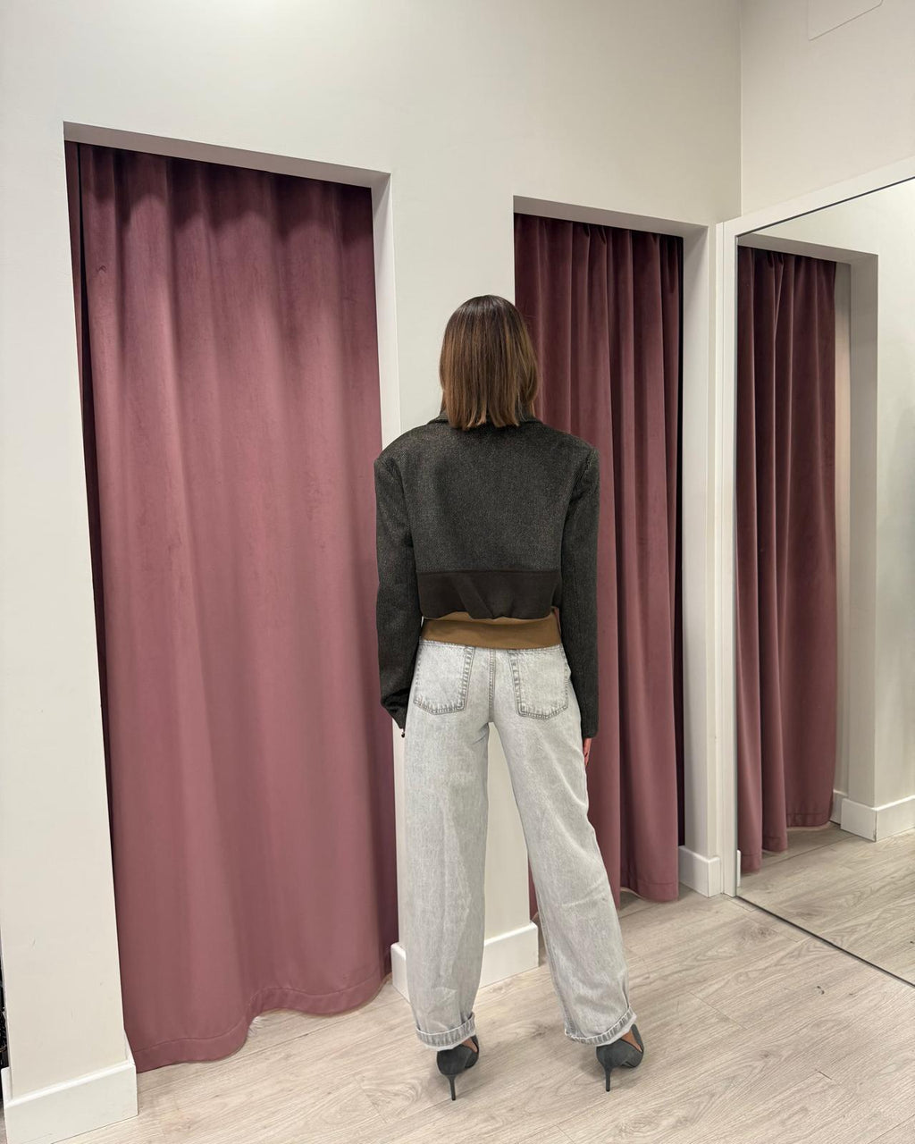 Vicolo - Giacca crop spalline imbottite Art. TF1680