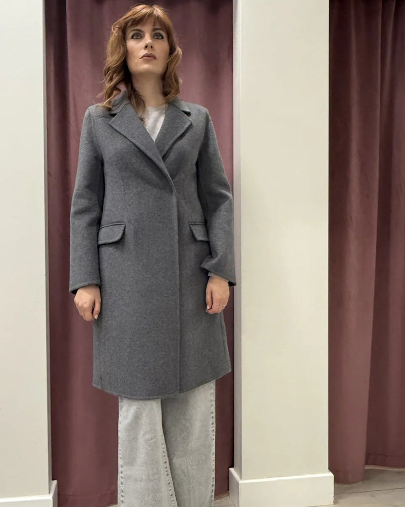 Cappotto Media Lunghezza con Abbottonatura Laterale – Grigio Scuro, Handmade, TF0073