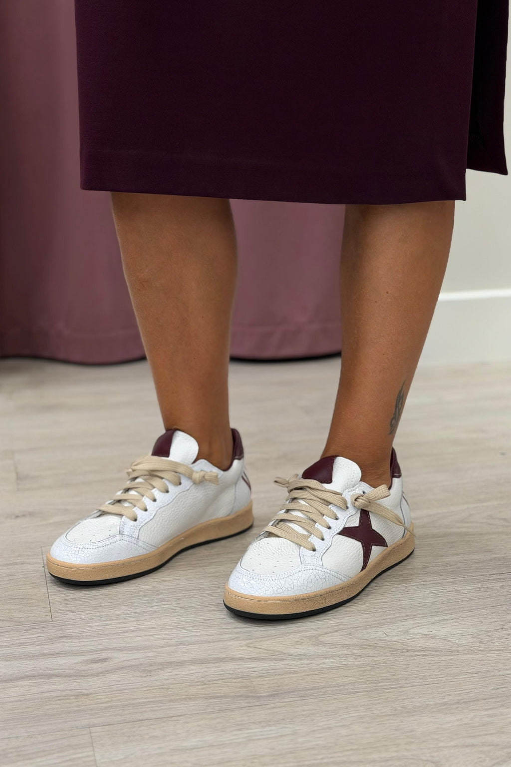 Sneakers "Good Vibes" in pelle variante bordeaux Divine Follie BALY/48