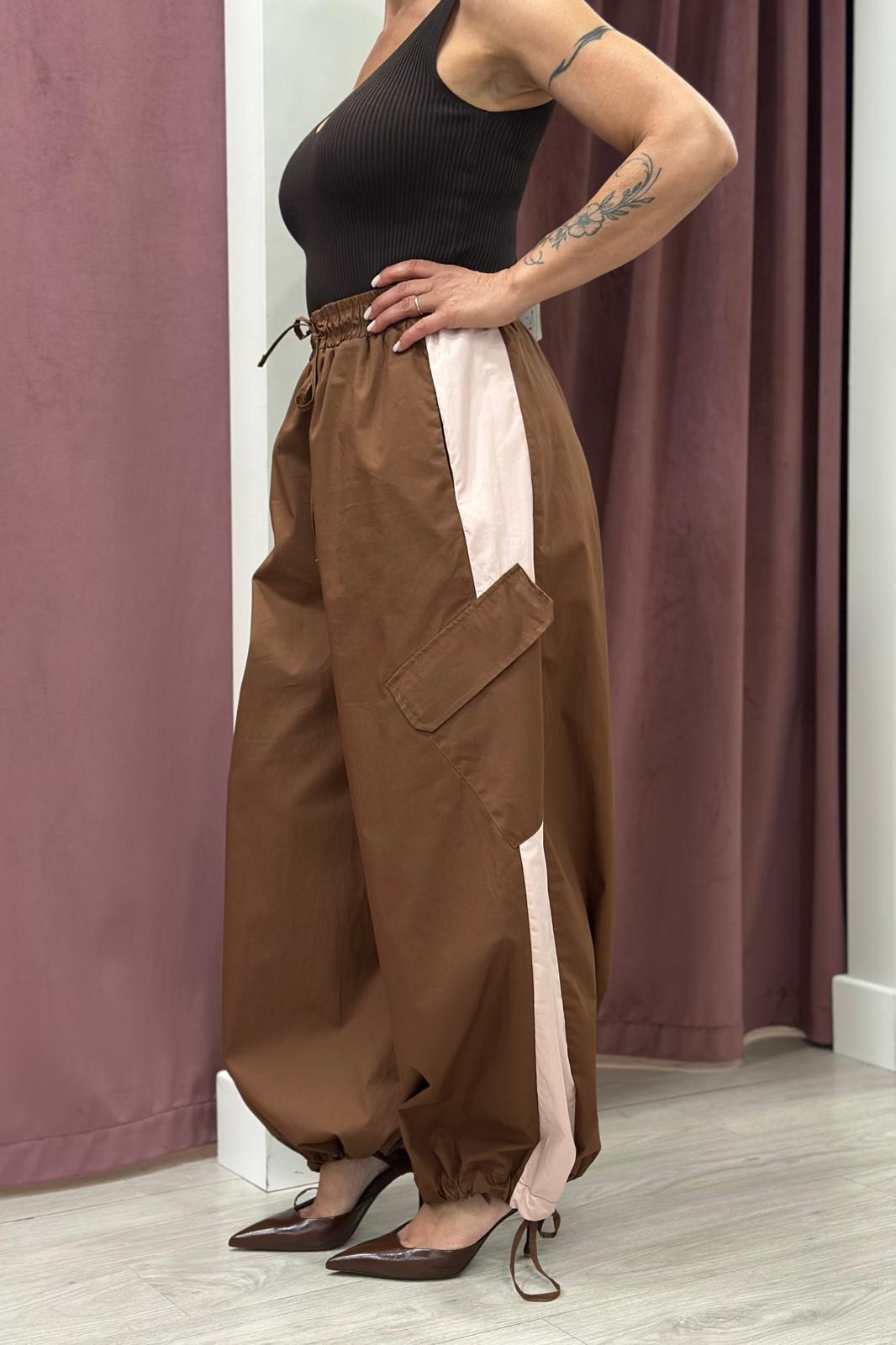 Pantalone cargo bicolore 100% cotone tabacco/rosa