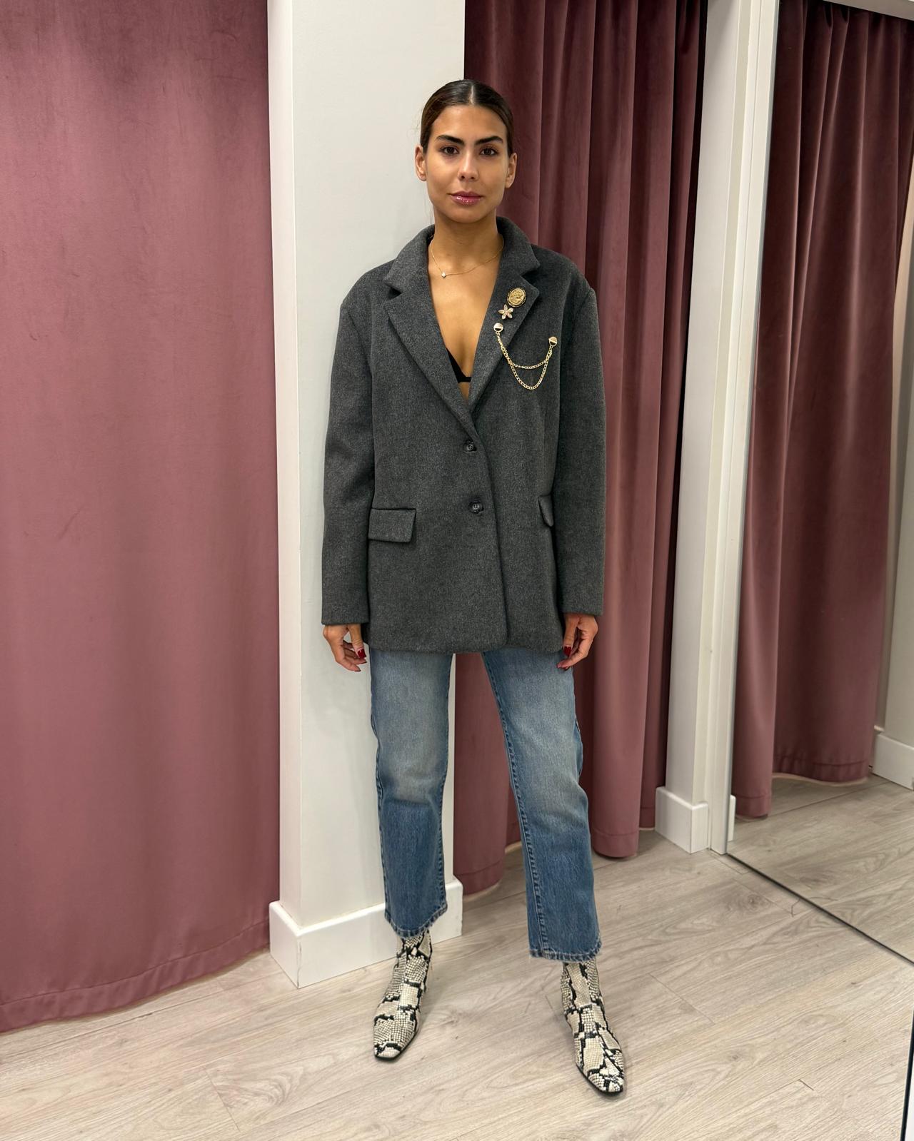 Vicolo - Giacca cappotto over con spille Art. TF2012 GRIGIA