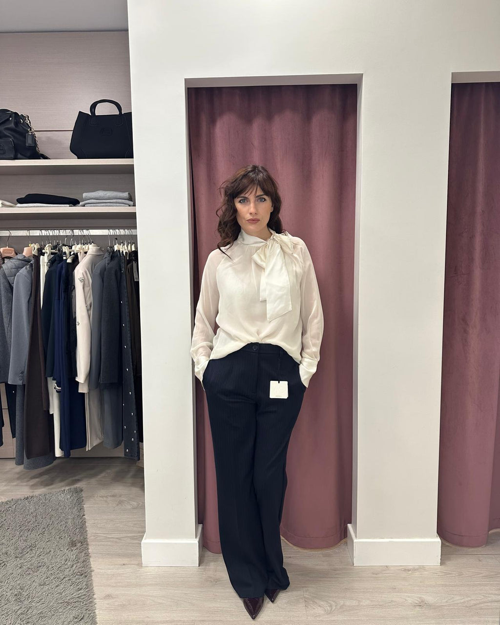 Camicia Donna 100% Viscosa con Fiocco di Raso  CWG-P007