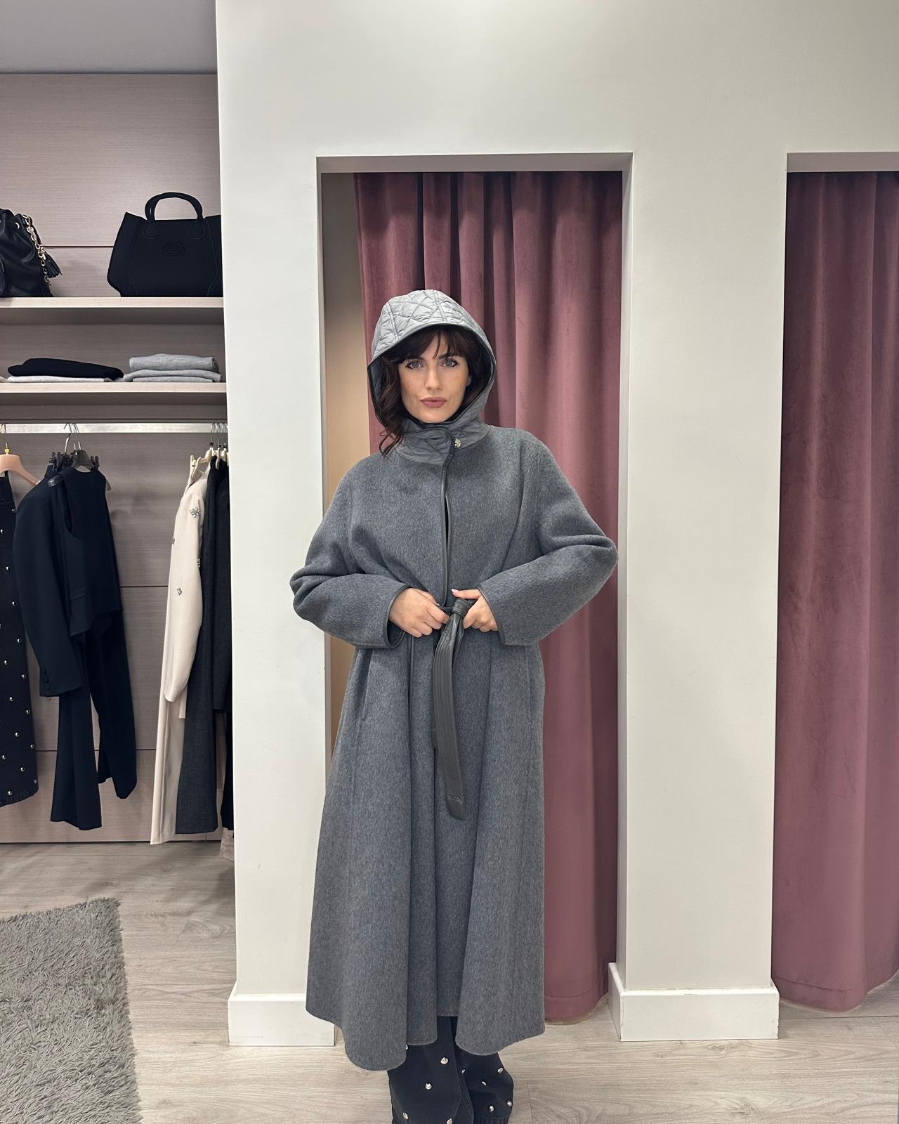 CAPPOTTO CON CAPPUCCIO TF0015