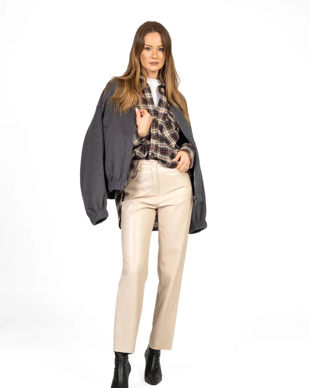 Tensione In - Pantalone ecopelle crop Art. 225092  BURRO