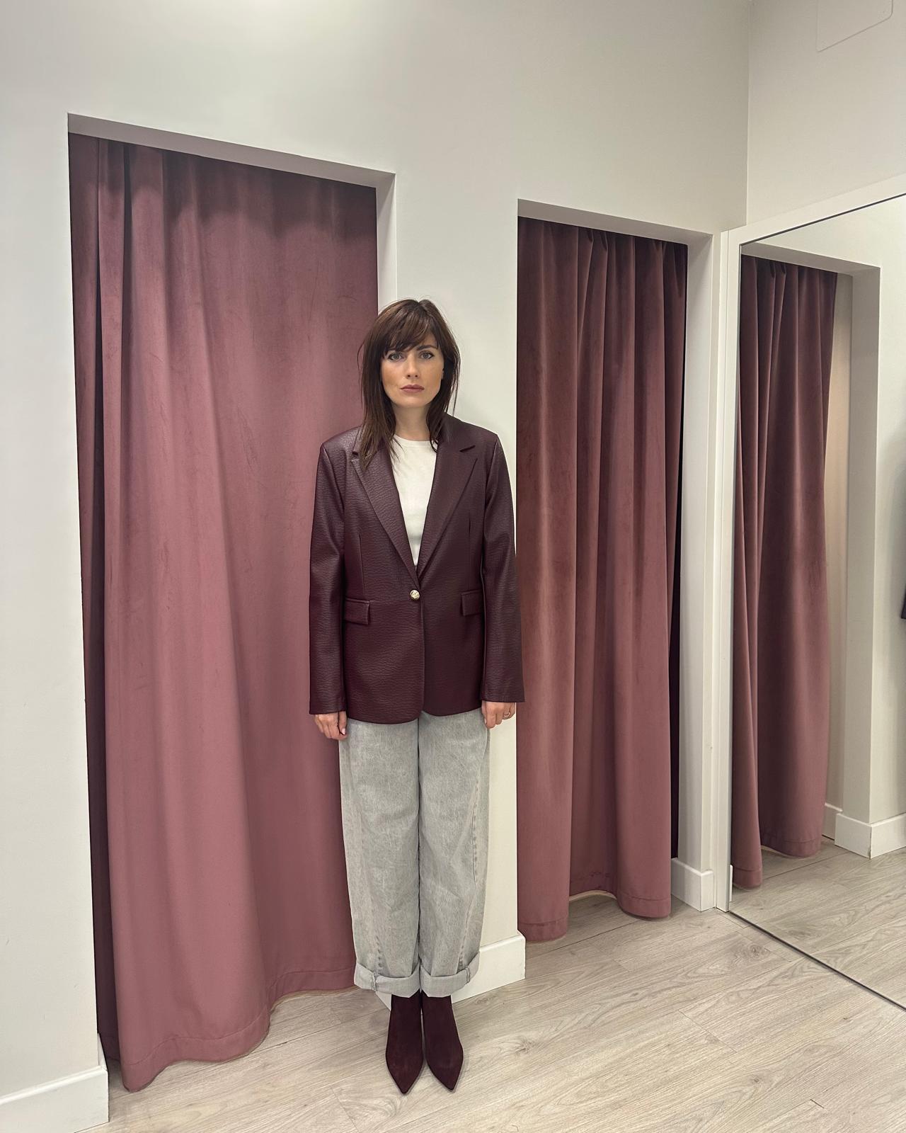 Giacca Bordeaux Effetto Ecopelle – TE26B120