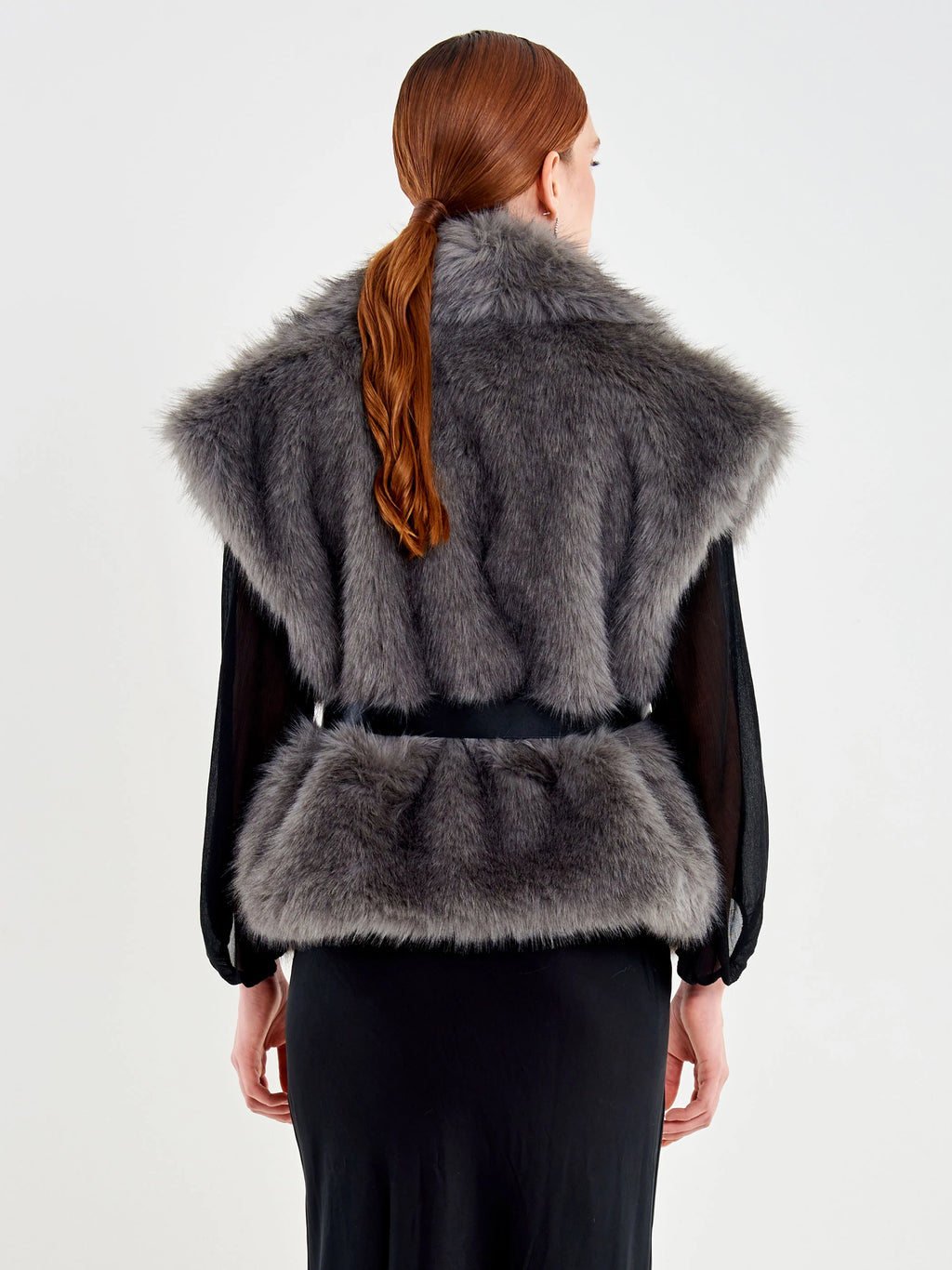 Ecopelliccia Smanicata con Cintura TF0711