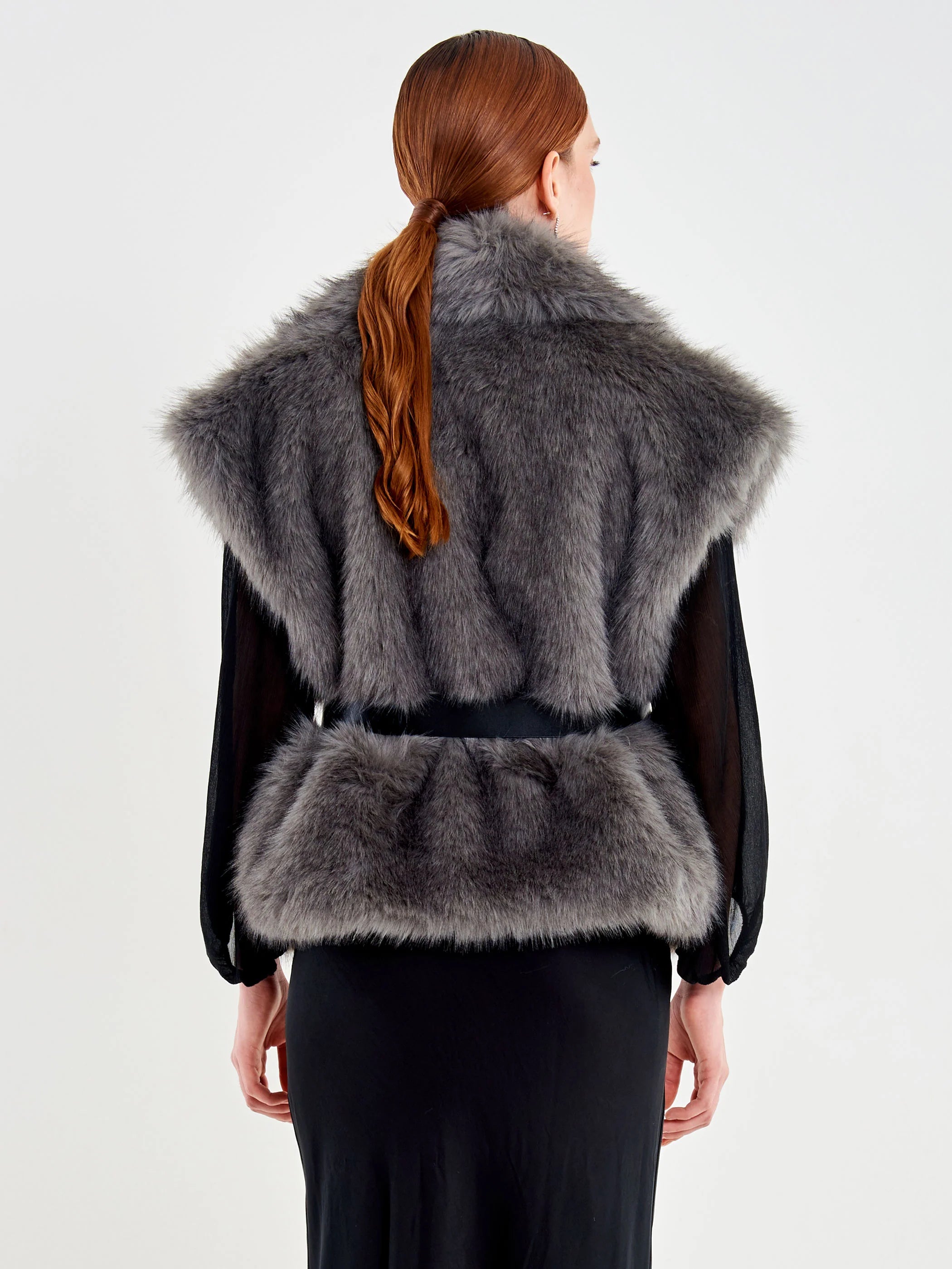 Ecopelliccia Smanicata con Cintura TF0711