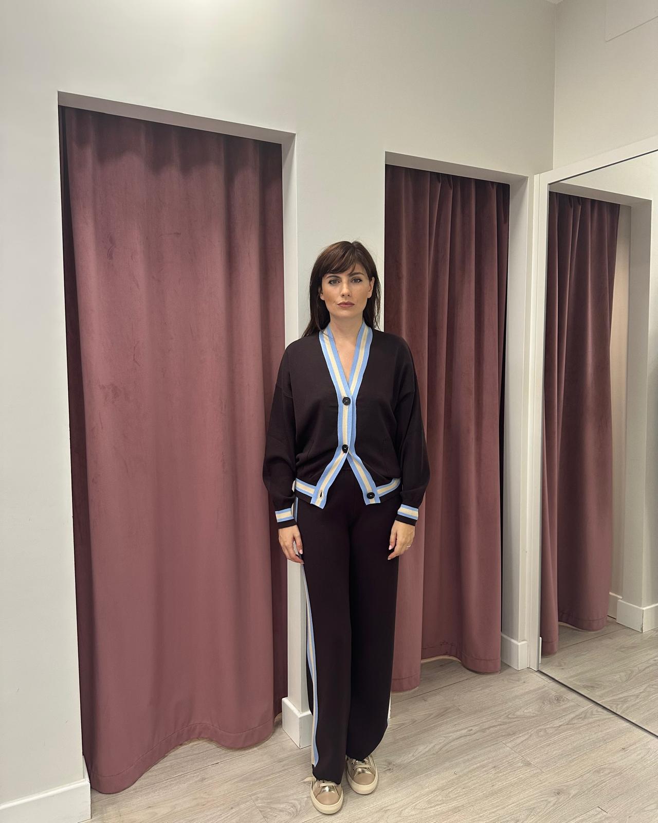 Cardigan Fantasia Color Moro – Eleganza e Comfort TEW5HMG15A418AI