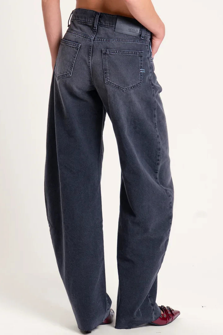 Vicolo-Jeans DENISE barrel fit taglio vivo - nero DF5135