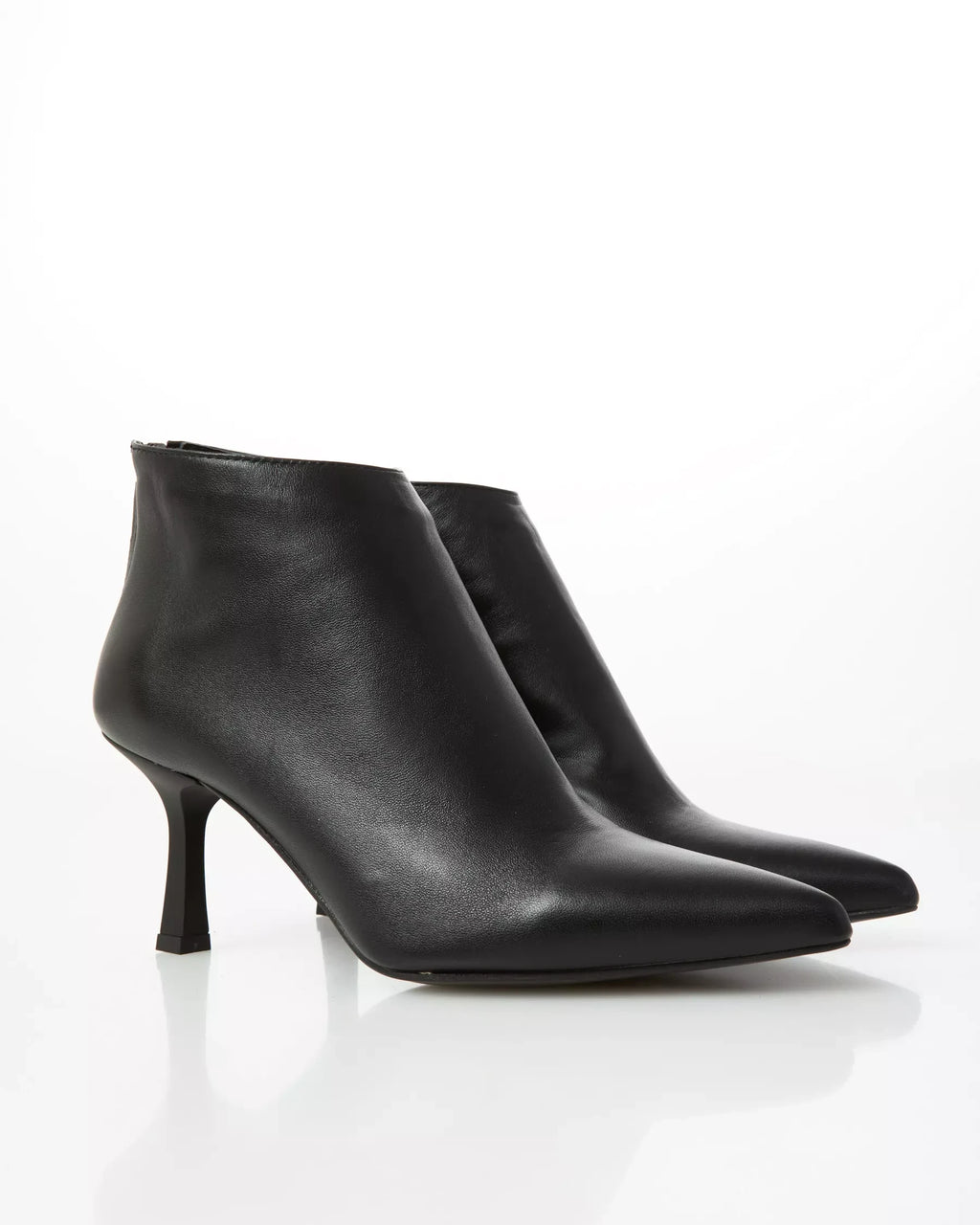 Tronchetto In Pelle AT 7100 NERO