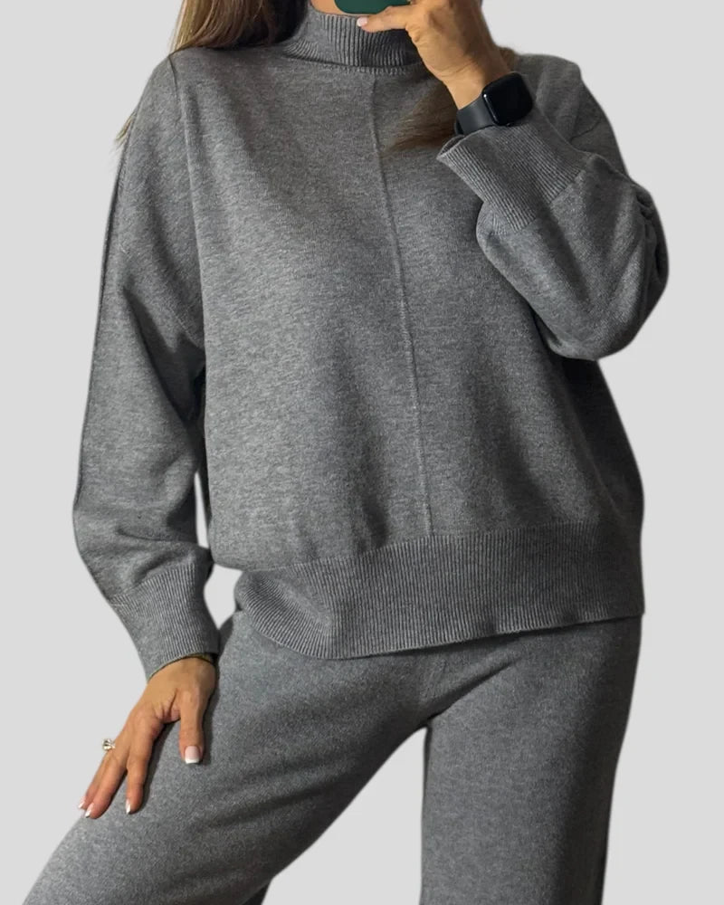 Maglia a  collo alto con riga frontale 77377F GRIGIO